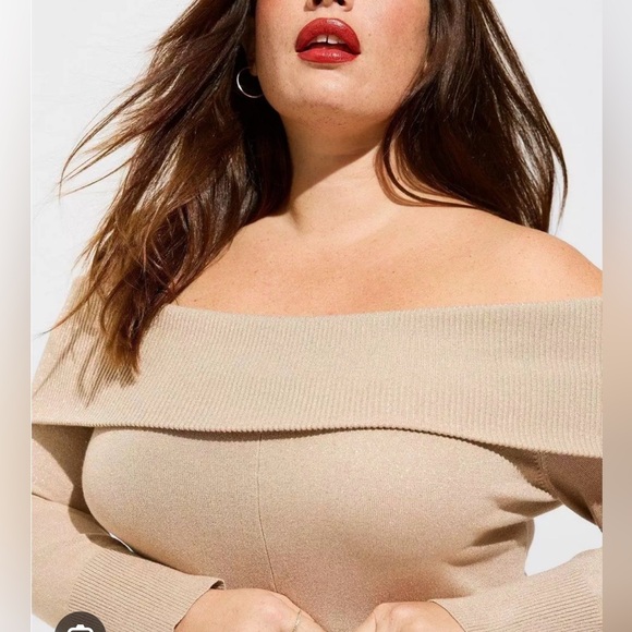 Torrid 2X Marilyn Monroe Mini Fluted Sparkle Fold Down Sweater Dress NWT - Picture 3 of 10